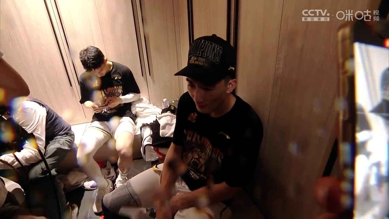 DG视讯官网平台孙铭徽谈夺冠：这是我们应该拿到的 希望不止是这一个冠军